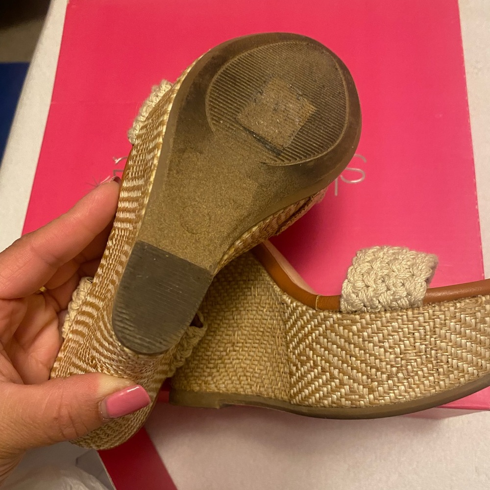 BEAUTIFUL PLATFORMS - Picture 4 of 5